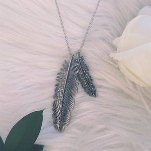 Long necklace
